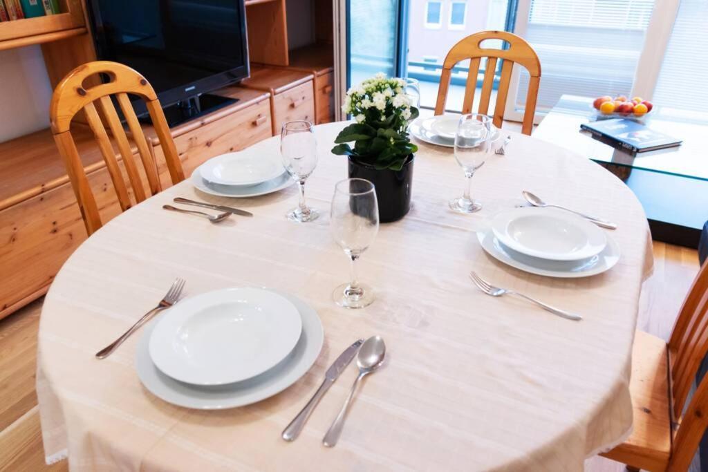 New, Quiet Flat Next To U1, Vic, Shopping Mall,... فيينا المظهر الخارجي الصورة