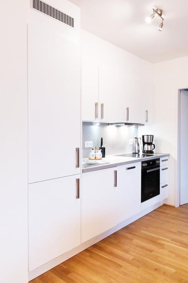 New, Quiet Flat Next To U1, Vic, Shopping Mall,... فيينا المظهر الخارجي الصورة