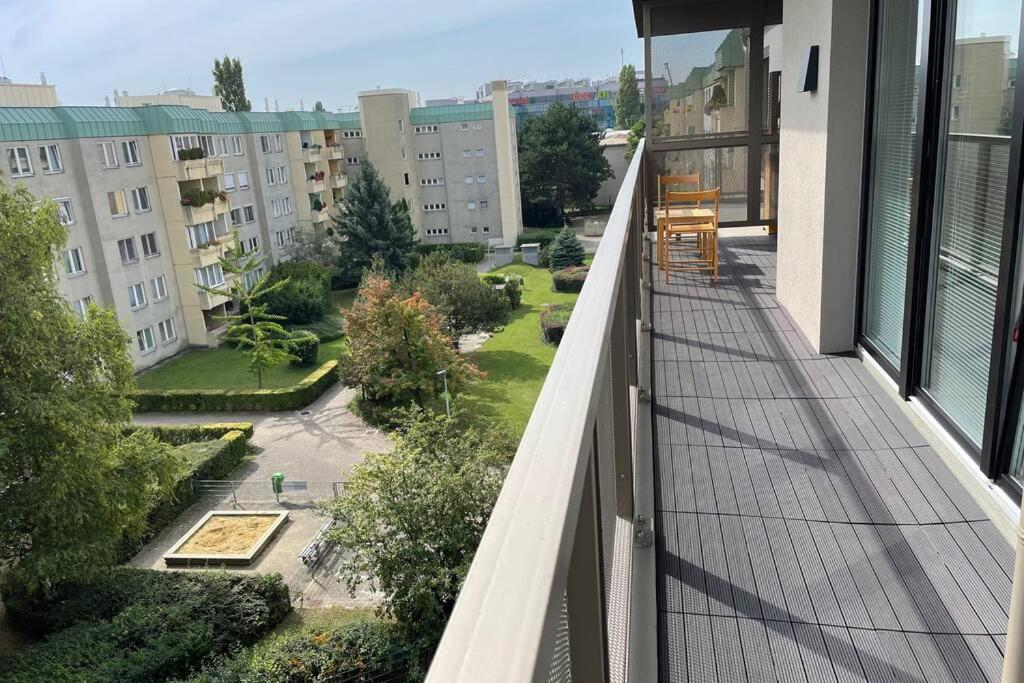 New, Quiet Flat Next To U1, Vic, Shopping Mall,... فيينا المظهر الخارجي الصورة